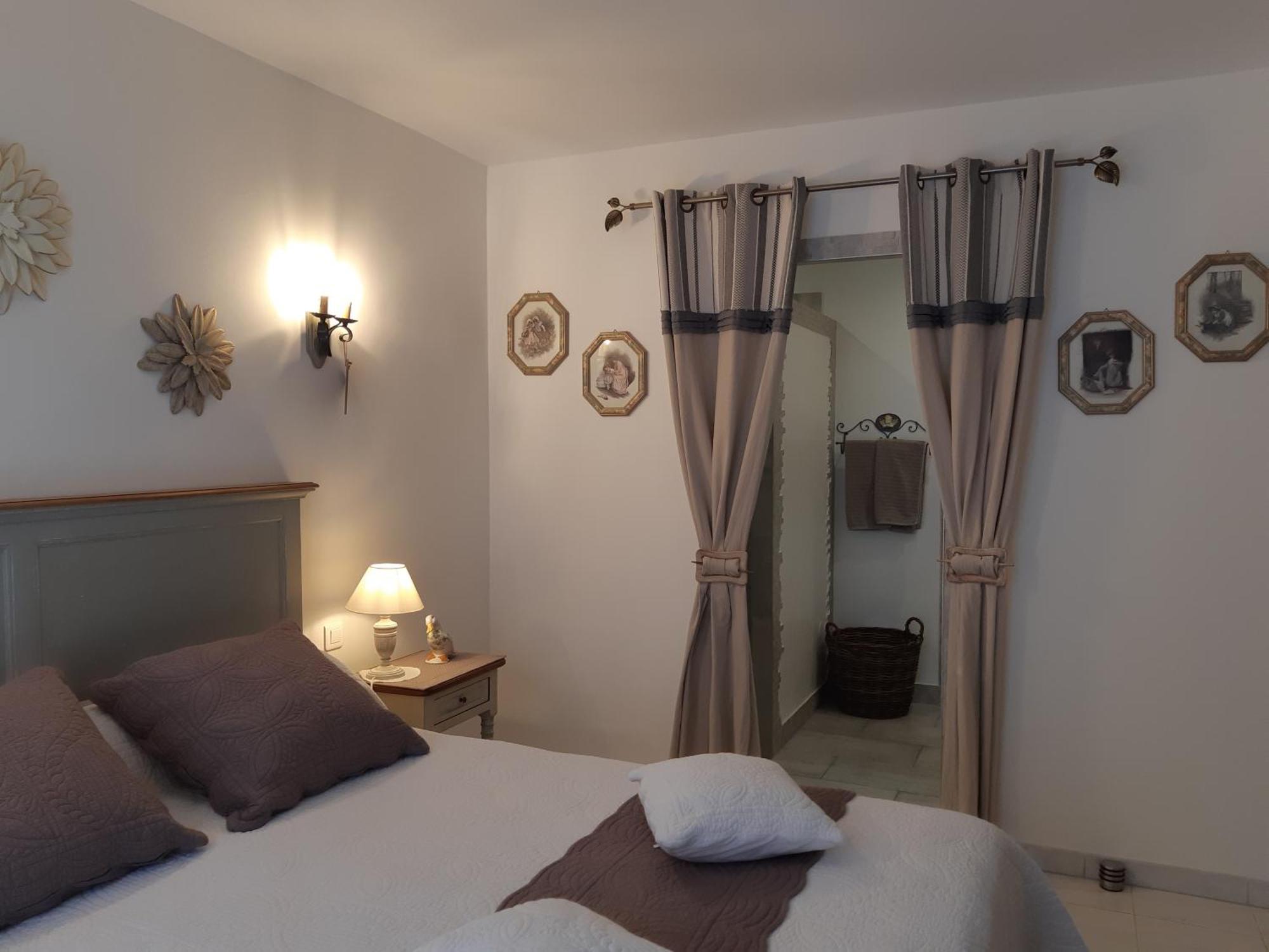 Les Chambres Manon - VILLA LA LICORNE Belcodene Extérieur photo